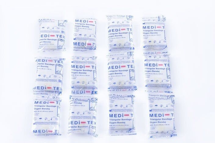 ÜÇGEN SARGI BEZİ 50 Lİ